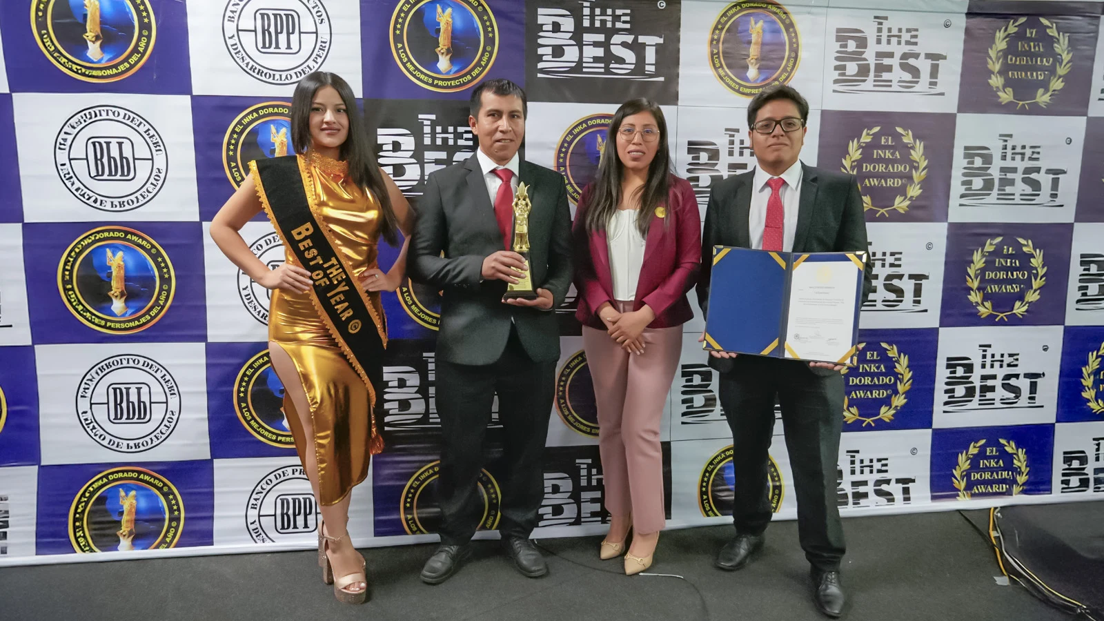 Inca Dorado | TreXperience TreXperience team at Inca Dorado Awards