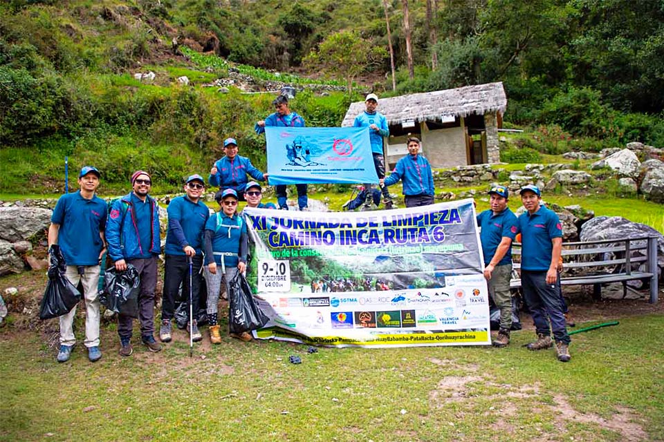 inca trail clean up campaign | TreXperience inca trail clean up campaign | TreXperience