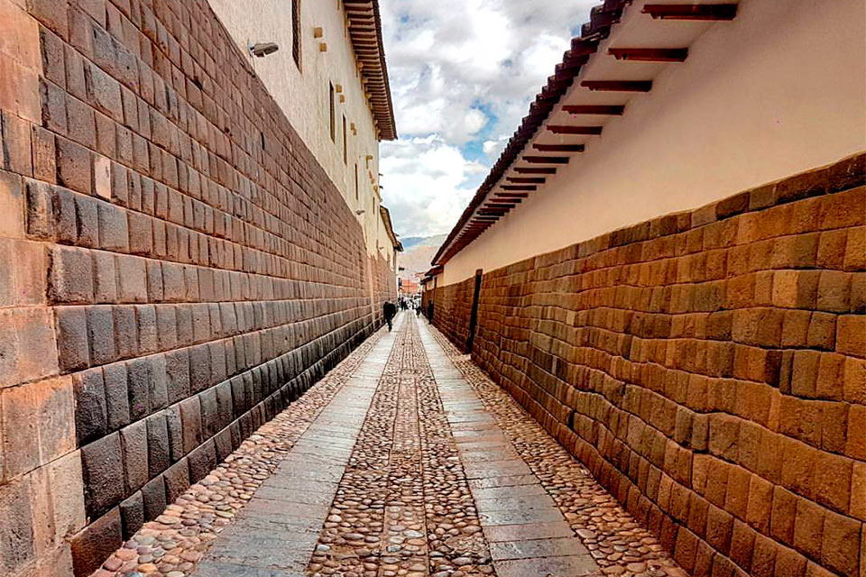 loreto street cusco tour | TreXperience loreto street cusco tour | TreXperience