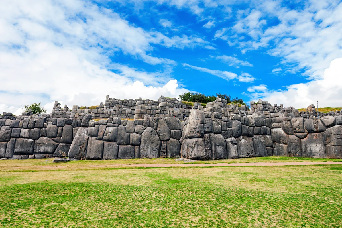 Fortress of Sacsayhuaman in Peru | TreXperience Fortress of Sacsayhuaman in Peru | TreXperience