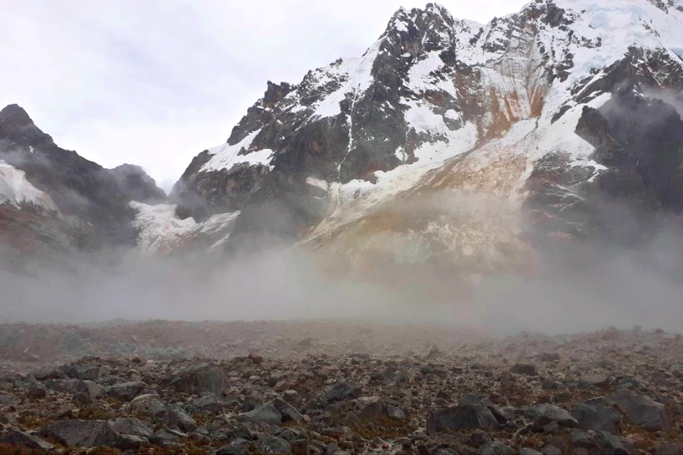 Salkantay Mountain melting Salkantay Mountain melting | TreXperience