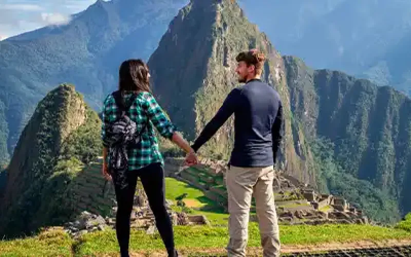 Tourist on the Sacred valley and short inca trail tour
